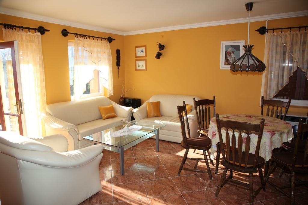 Edina Apartman Zalakaros Pokój zdjęcie
