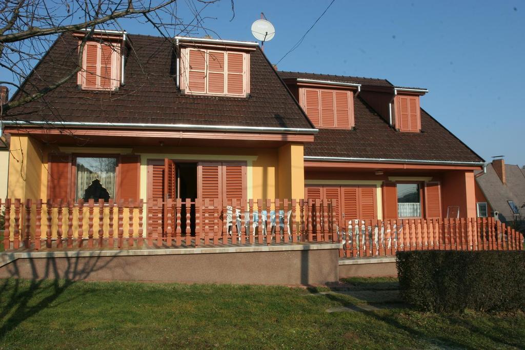 Edina Apartman Zalakaros Pokój zdjęcie
