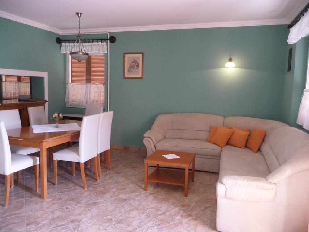 Edina Apartman Zalakaros Pokój zdjęcie