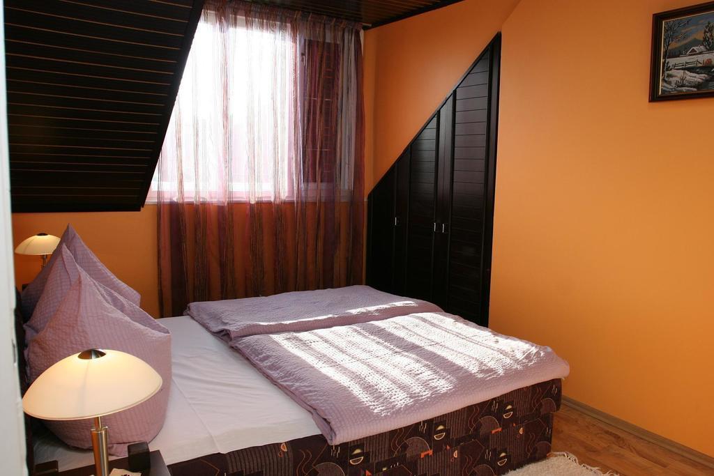 Edina Apartman Zalakaros Pokój zdjęcie